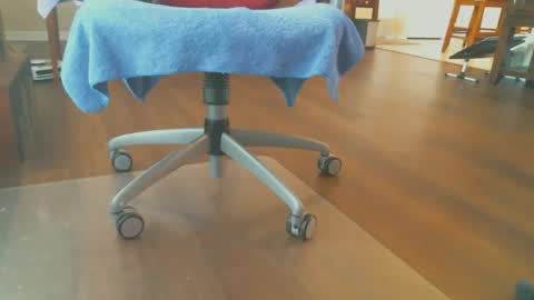 FRECKLES online show from December 15, 1:40 pm