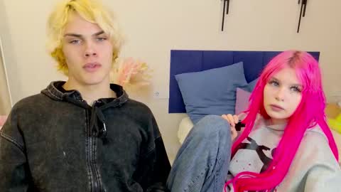 Jessy  Mark online show from October 7, 5:42 pm