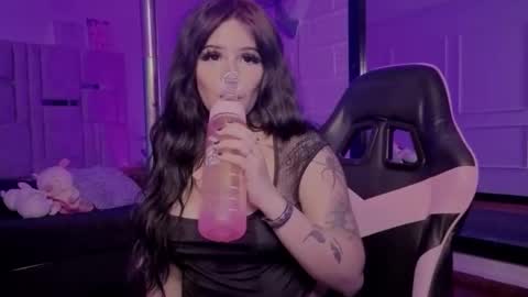 Bonnie Anderson  online show from April 15, 12:14 am