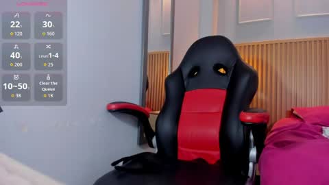 BONNIE  online show from April 1, 1:41 pm