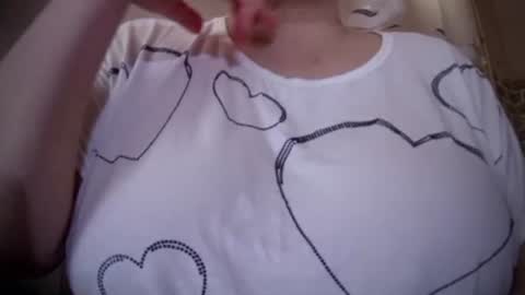 Bonnie online show from April 4, 2:24 pm