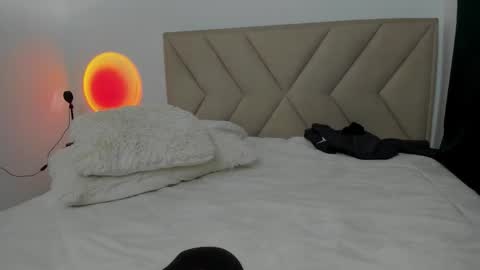 Bonnie  online show from September 21, 9:19 pm