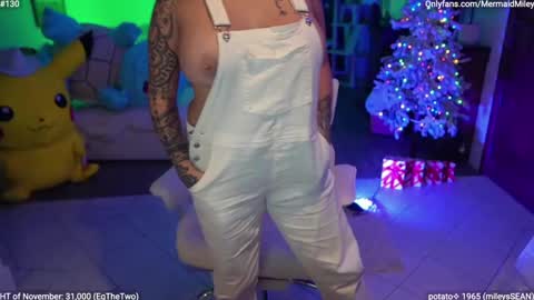 Miley online show from November 23, 7:28 am