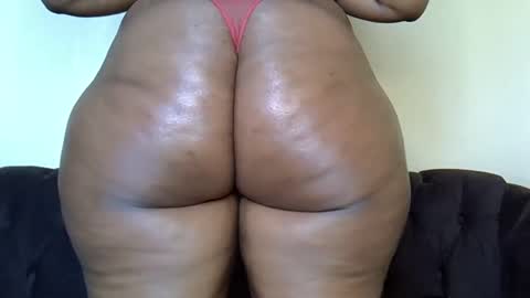 Snapshot of bootieshakess chatting on December 29, 1:49 pm bootieshakess online show from December 29, 1:49 pm