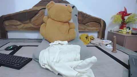 Bora online show from October 19, 4:28 am