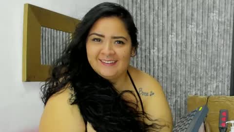   online show from April 10, 8:35 pm