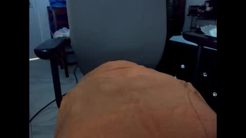 borinilsonn online show from April 26, 3:09 pm