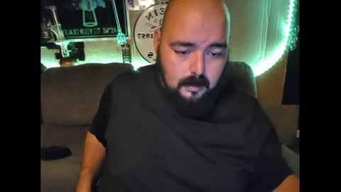 bossdeuce420 online show from April 18, 2:46 am