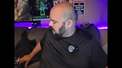 bossdeuce420 online show from April 11, 3:27 pm