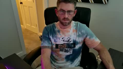 Snapshot of bostonmarine31 chatting on January 22, 8:17 pm bostonmarine31 online show from January 22, 8:17 pm