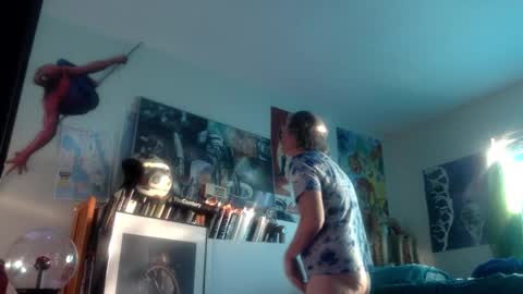 Bottomboo7 online show from October 23, 12:06 pm