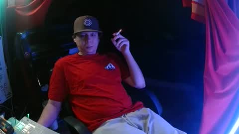 Bowerboi1217 online show from December 2, 10:35 am