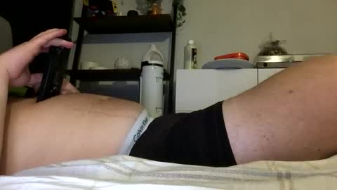 Snapshot of boxerbro123 chatting on October 14, 2:58 am boxerbro123 online show from October 14, 2:58 am