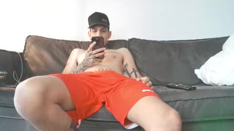 boy_master5 online show from July 28, 6:44 am