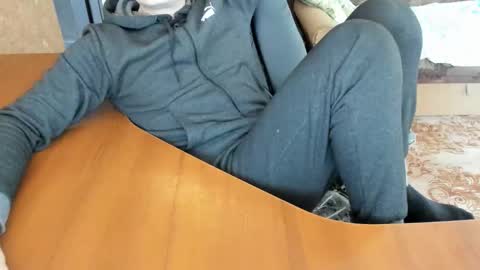 BoyApollon online show from February 11, 8:07 am