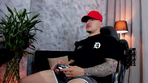 boyc02_ online show from March 4, 12:18 am