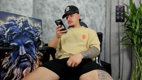 boyc02_ online show from November 9, 1:03 pm