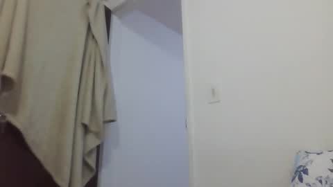 Tommy - OnFns  tommy  874 online show from February 7, 9:37 am