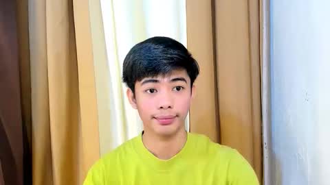 HI IM JAMES DONT FORGET GIVE ME THUMBS UP AND JOIN TO MY FANCLUB online show from February 9, 2:15 am