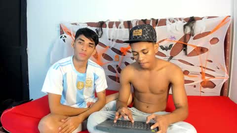 ALEX - TAYLER  -MIKE online show from October 15, 1:34 pm