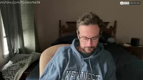 boysetsfire34 online show from November 18, 4:32 pm