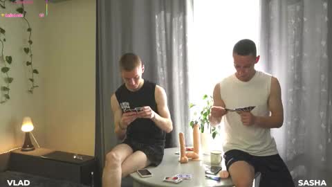 BoyTurtle online show from September 14, 10:49 am