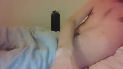 boywithabwc12 online show from February 18, 7:30 am