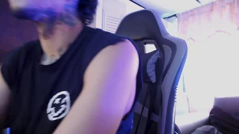 bra_c online show from April 16, 8:09 pm