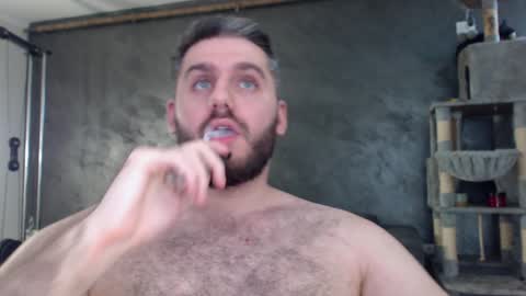 ask me online show from December 17, 1:05 pm