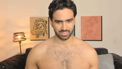 bradleymartin7 online show from April 18, 2:30 pm