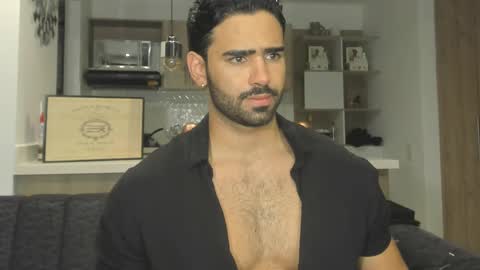 bradleymartin7 online show from March 7, 11:38 pm