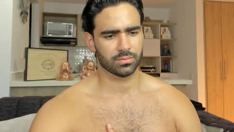 bradleymartin7 online show from October 25, 3:40 am