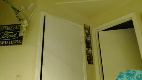 i am a naughty jedi knight online show from March 25, 7:04 am