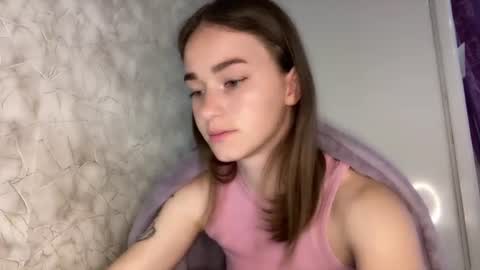 Kate online show from June 18, 5:07 pm