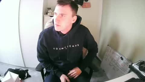 brandinator__cb online show from April 13, 6:39 am