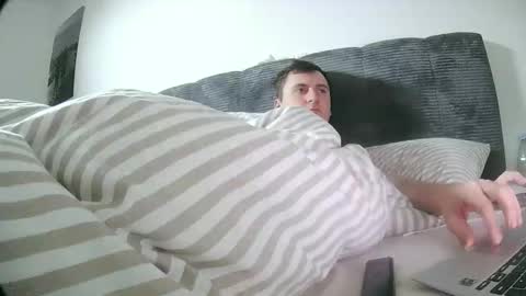 brandinator__cb online show from March 24, 8:09 am