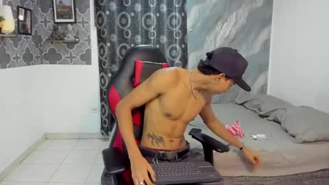 brandom_brook online show from June 3, 5:10 am