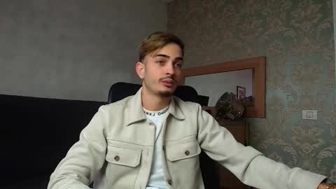 BrandonTateX online show from November 18, 8:28 am