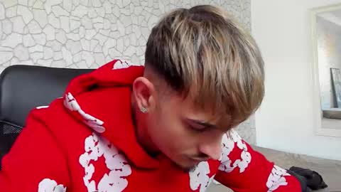 BrandonTateX online show from October 28, 11:11 am