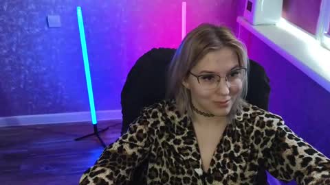 Belle  online show from March 7, 5:07 am