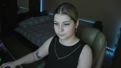 brandy_wow online show from April 22, 8:05 pm