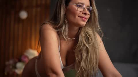 Alex online show from October 29, 5:53 am