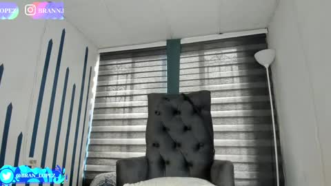 Snapshot of branfonhot chatting on December 29, 2:10 pm Instagram             twitter BRAN LOPEZ  online show from December 29, 2:10 pm