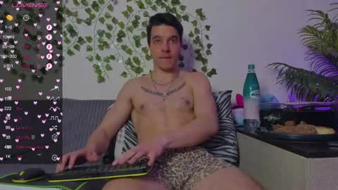 Johny Bravo online show from April 19, 6:10 pm