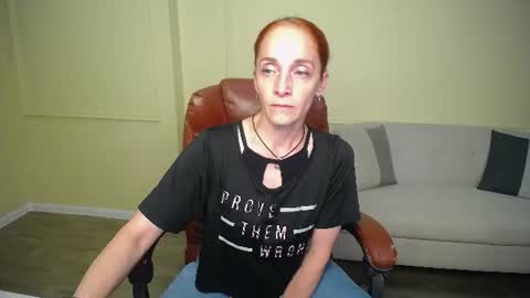 breeterner online show from July 25, 7:01 pm