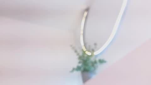 brenda_sky19 online show from March 18, 4:35 pm