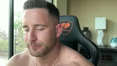 Brett Mycles online show from December 12, 11:25 pm