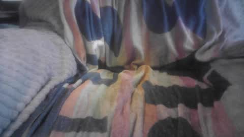 raining down on me online show from February 18, 8:41 pm