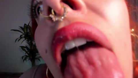 Bri  online show from September 24, 4:03 pm