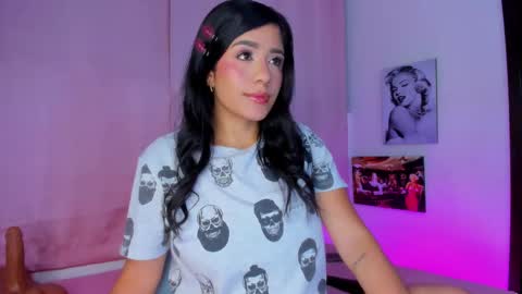 Snapshot of briana11_ chatting on October 8, 7:47 am briana11_ online show from October 8, 7:47 am
